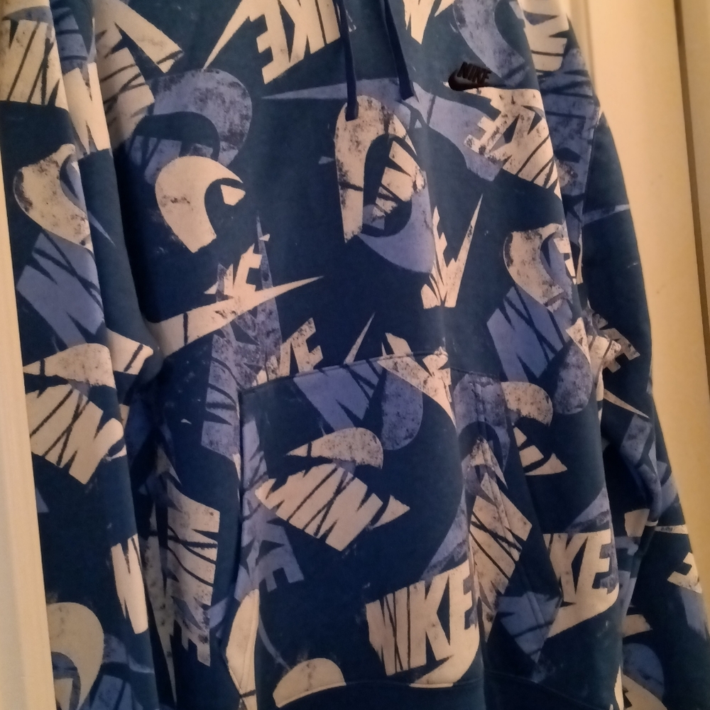 Men's Nike XXL hoodie and pants sweatsuit